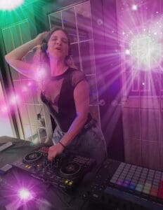 Mia Shell (Club Lighting)